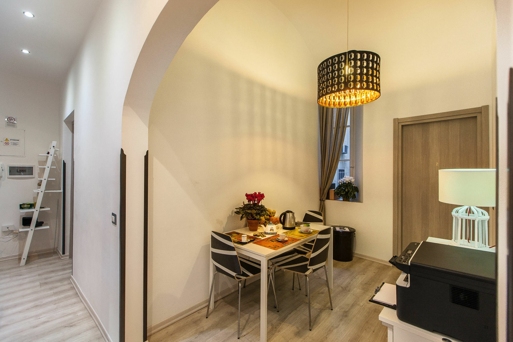 Maison Dali Pensión Roma
